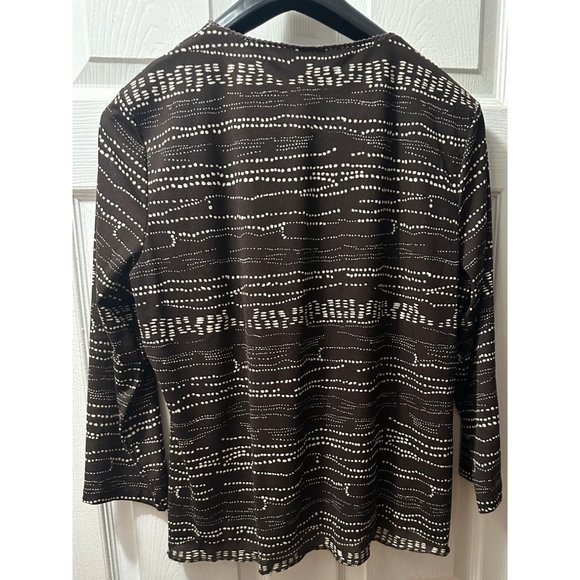 Jones New York Brown and White V Neck Shirt Size XL 3/4 sleeve w/Sequin Accents - Picture 6 of 7